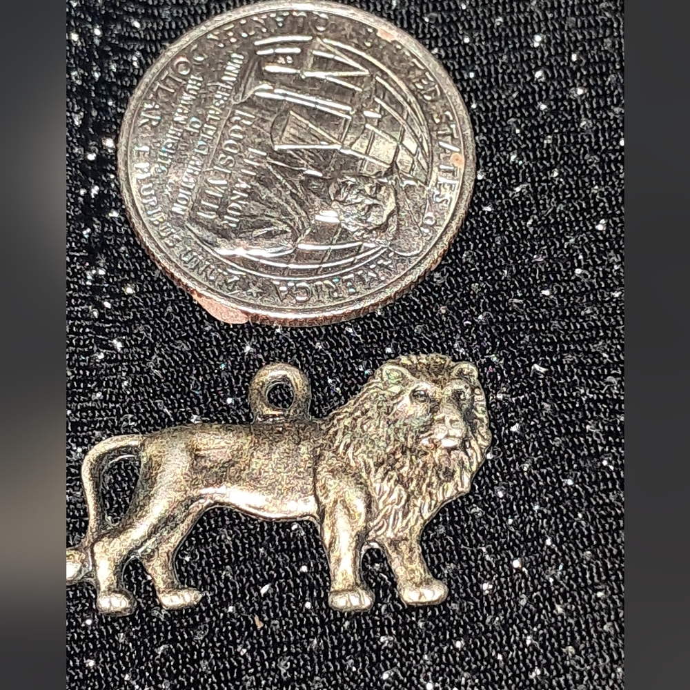 Vintage Sterling Silver- King of the Jungle Lion Animal Charm